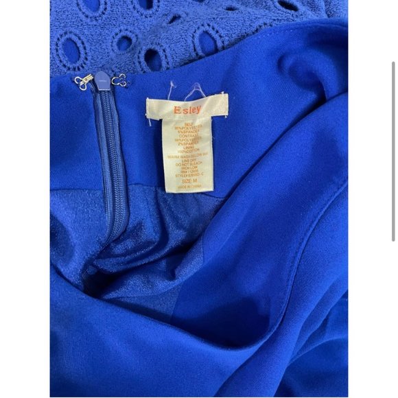 Esley Sleeveless Midi Style Dress in Royal Blue Size Medium - Picture 5 of 5